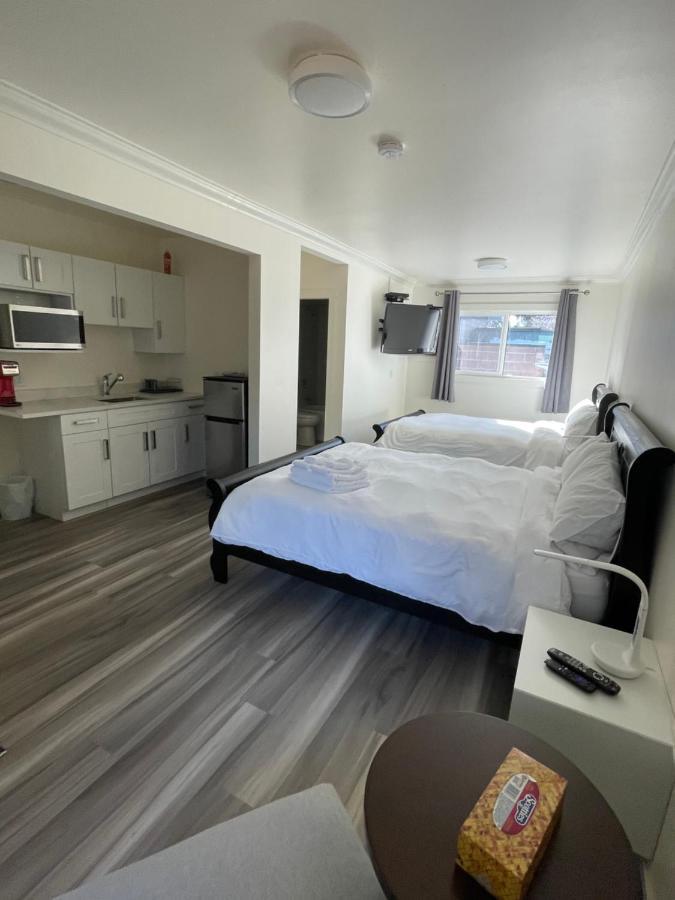 Destination Inn Radium Hot Springs Bagian luar foto