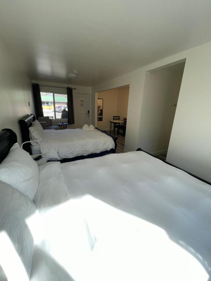 Destination Inn Radium Hot Springs Bagian luar foto