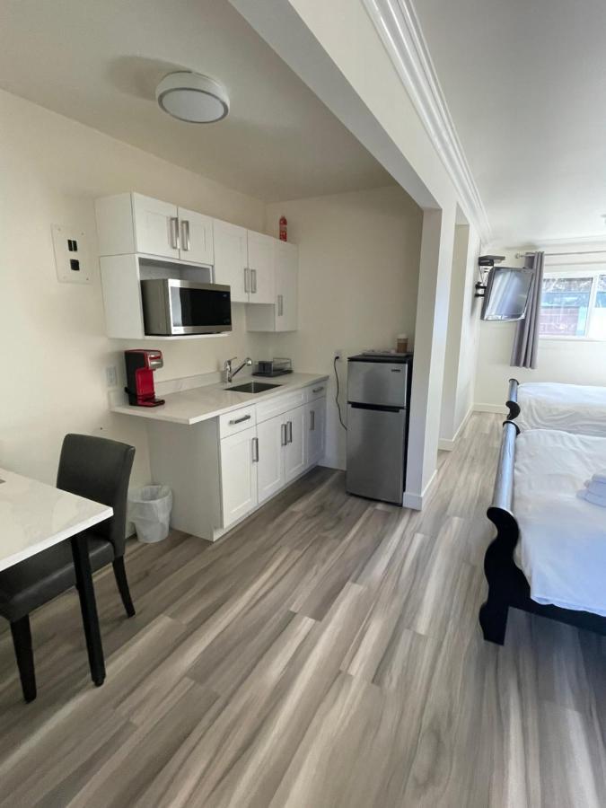 Destination Inn Radium Hot Springs Bagian luar foto